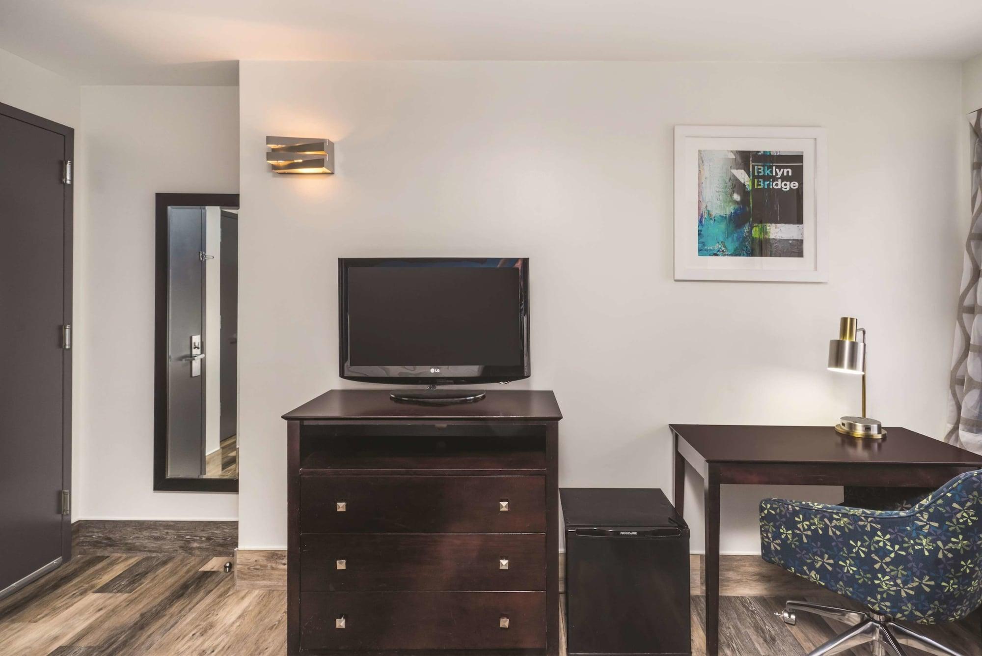 La Quinta By Wyndham Brooklyn Downtown Hotel Ню Йорк Екстериор снимка