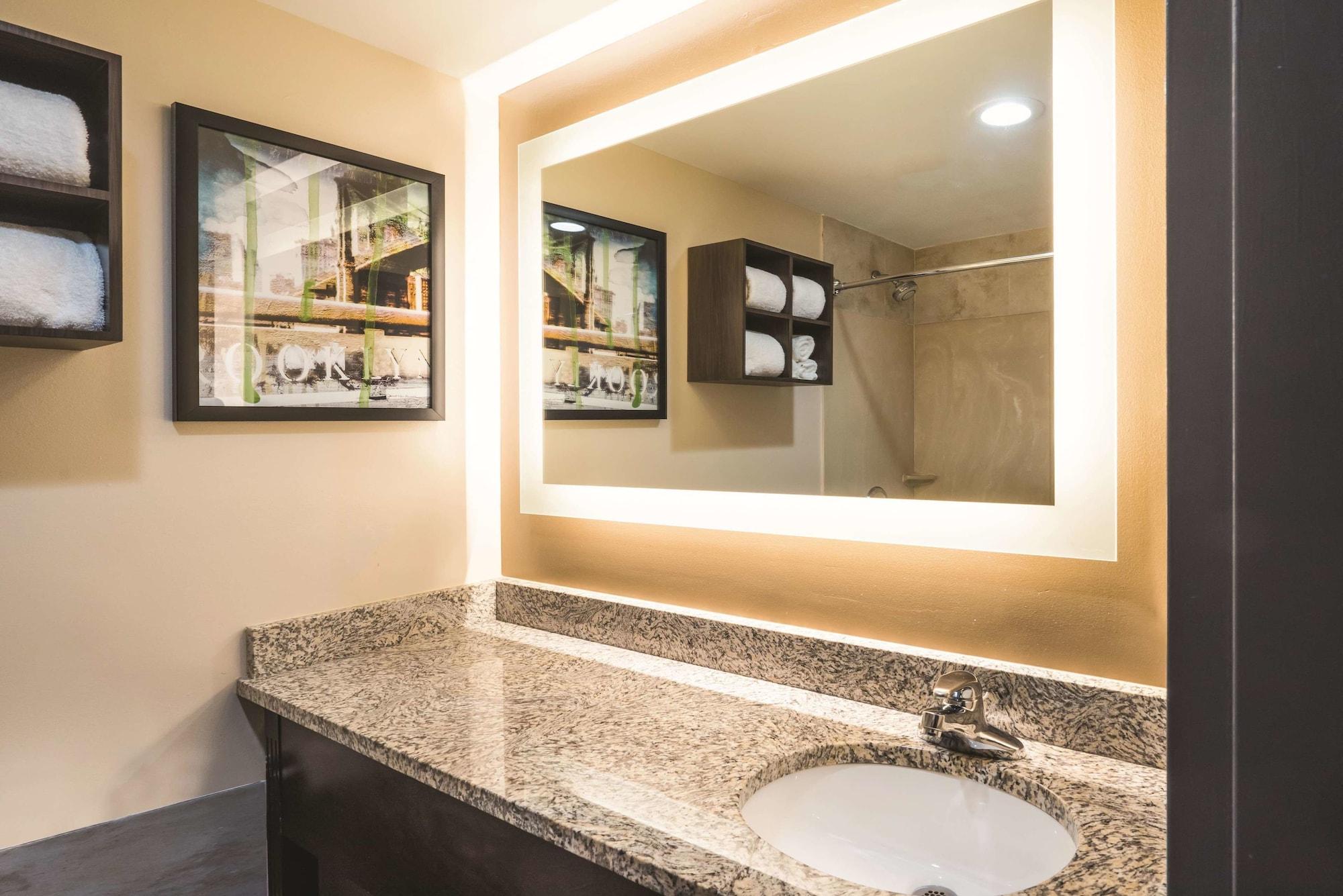 La Quinta By Wyndham Brooklyn Downtown Hotel Ню Йорк Екстериор снимка